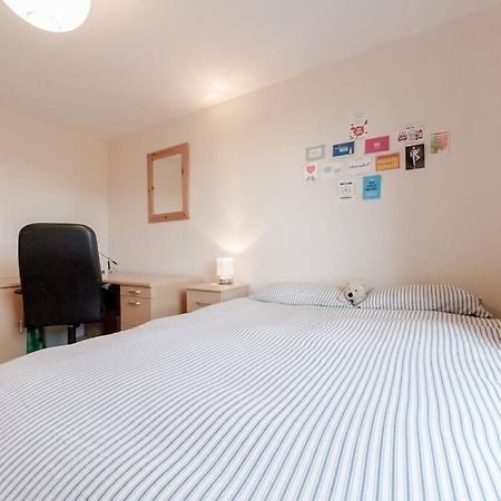 Spacious Two Double Bedroom Flat London Exterior foto